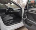 Белый Шкода Октавия, объемом двигателя 2 л и пробегом 310 тыс. км за 17800 $, фото 21 на Automoto.ua