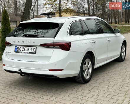Белый Шкода Октавия, объемом двигателя 1.97 л и пробегом 229 тыс. км за 18300 $, фото 5 на Automoto.ua