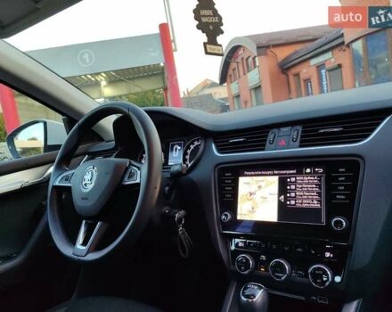Шкода Октавия 2020 в Дубно на Automoto.ua Белый Шкода Октавия, объемом двигателя 1.98 л и пробегом 210 тыс. км за 15999 $, фото 15 на Automoto.ua