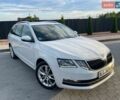Білий Шкода Октавія, об'ємом двигуна 2 л та пробігом 240 тис. км за 16700 $, фото 1 на Automoto.ua