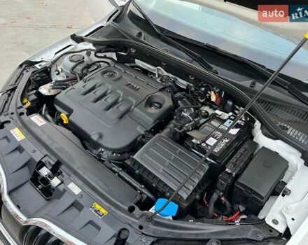 Белый Шкода Октавия, объемом двигателя 2 л и пробегом 193 тыс. км за 18700 $, фото 85 на Automoto.ua