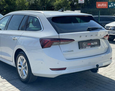 Белый Шкода Октавия, объемом двигателя 2 л и пробегом 225 тыс. км за 21255 $, фото 17 на Automoto.ua