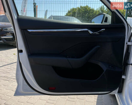 Белый Шкода Октавия, объемом двигателя 2 л и пробегом 225 тыс. км за 21255 $, фото 22 на Automoto.ua