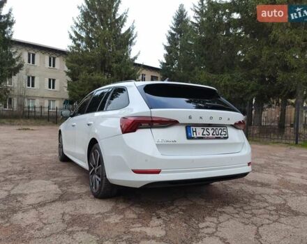 Белый Шкода Октавия, объемом двигателя 2 л и пробегом 310 тыс. км за 17800 $, фото 92 на Automoto.ua