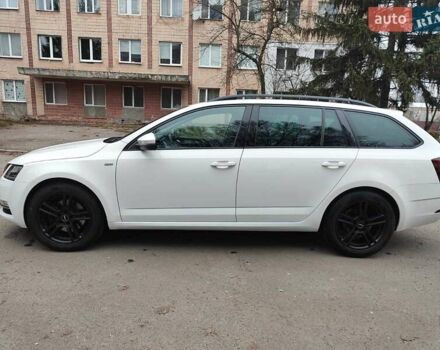 Белый Шкода Октавия, объемом двигателя 1.97 л и пробегом 219 тыс. км за 15300 $, фото 6 на Automoto.ua