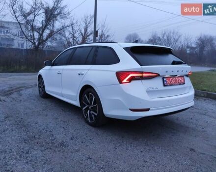 Белый Шкода Октавия, объемом двигателя 2 л и пробегом 310 тыс. км за 17800 $, фото 7 на Automoto.ua