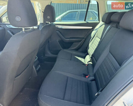 Білий Шкода Октавія, об'ємом двигуна 2 л та пробігом 286 тис. км за 15300 $, фото 9 на Automoto.ua