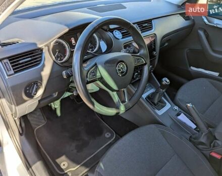 Белый Шкода Октавия, объемом двигателя 1.97 л и пробегом 219 тыс. км за 15300 $, фото 13 на Automoto.ua