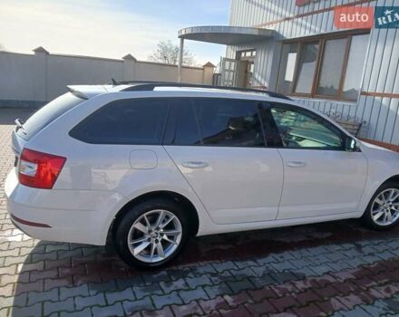 Белый Шкода Октавия, объемом двигателя 2 л и пробегом 189 тыс. км за 18500 $, фото 6 на Automoto.ua