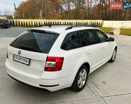 Белый Шкода Октавия, объемом двигателя 2 л и пробегом 193 тыс. км за 17999 $, фото 13 на Automoto.ua