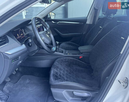 Шкода Октавия 2020 в Мукачеве на Automoto.ua Белый Шкода Октавия, объемом двигателя 2 л и пробегом 217 тыс. км за 18700 $, фото 34 на Automoto.ua