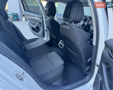 Шкода Октавия 2020 в Мукачеве на Automoto.ua Белый Шкода Октавия, объемом двигателя 2 л и пробегом 217 тыс. км за 18700 $, фото 32 на Automoto.ua