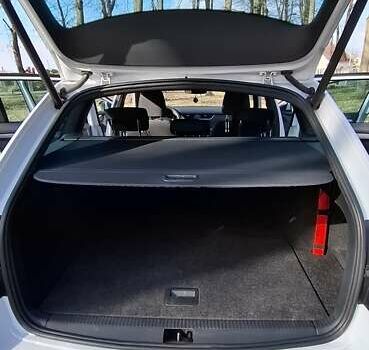 Шкода Октавия 2020 в Тернополе на Automoto.ua Белый Шкода Октавия, объемом двигателя 2 л и пробегом 208 тыс. км за 19400 $, фото 13 на Automoto.ua