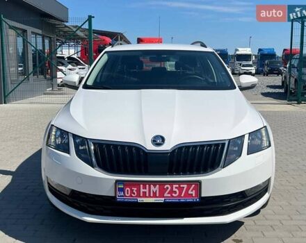 Білий Шкода Октавія, об'ємом двигуна 2 л та пробігом 216 тис. км за 16300 $, фото 11 на Automoto.ua