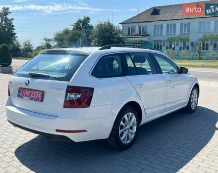 Білий Шкода Октавія, об'ємом двигуна 2 л та пробігом 216 тис. км за 16300 $, фото 8 на Automoto.ua