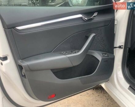 Белый Шкода Октавия, объемом двигателя 2 л и пробегом 168 тыс. км за 24290 $, фото 23 на Automoto.ua