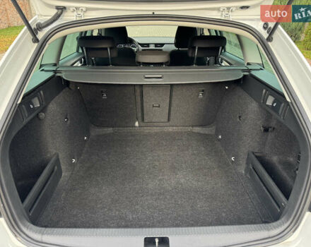 Білий Шкода Октавія, об'ємом двигуна 1.97 л та пробігом 203 тис. км за 16750 $, фото 4 на Automoto.ua