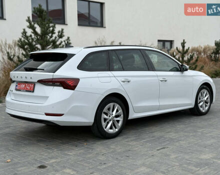 Білий Шкода Октавія, об'ємом двигуна 2 л та пробігом 230 тис. км за 17200 $, фото 10 на Automoto.ua