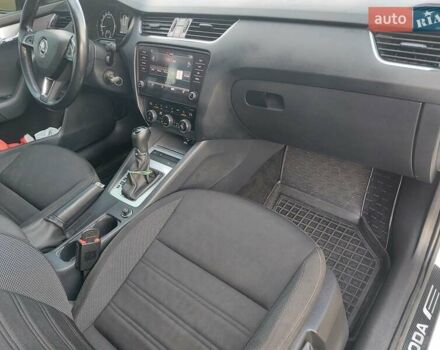 Шкода Октавия 2020 в Тернополе на Automoto.ua Белый Шкода Октавия, объемом двигателя 1.97 л и пробегом 187 тыс. км за 15200 $, фото 36 на Automoto.ua