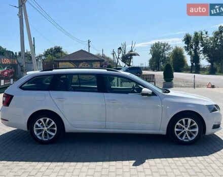 Білий Шкода Октавія, об'ємом двигуна 2 л та пробігом 216 тис. км за 16300 $, фото 9 на Automoto.ua
