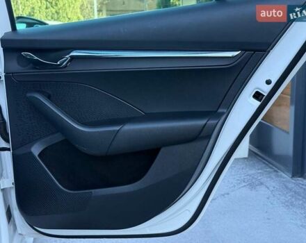 Белый Шкода Октавия, объемом двигателя 1.97 л и пробегом 200 тыс. км за 19999 $, фото 61 на Automoto.ua