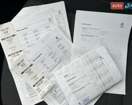 Белый Шкода Октавия, объемом двигателя 2 л и пробегом 200 тыс. км за 17456 $, фото 93 на Automoto.ua