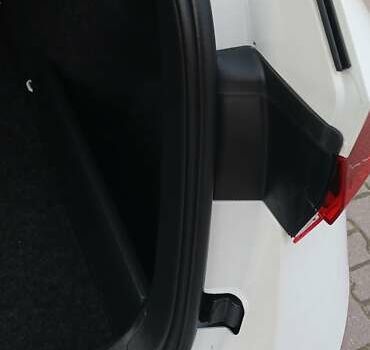 Шкода Октавия 2020 в Миргороде на Automoto.ua Белый Шкода Октавия, объемом двигателя 1.97 л и пробегом 77 тыс. км за 19750 $, фото 115 на Automoto.ua