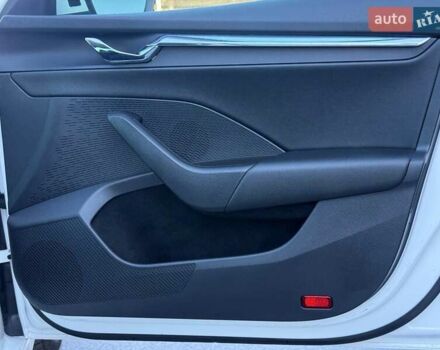 Белый Шкода Октавия, объемом двигателя 1.97 л и пробегом 200 тыс. км за 19999 $, фото 66 на Automoto.ua