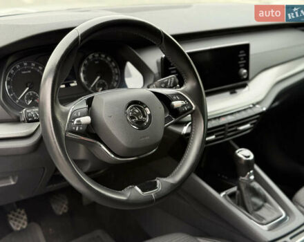 Білий Шкода Октавія, об'ємом двигуна 2 л та пробігом 230 тис. км за 17200 $, фото 25 на Automoto.ua