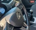 Белый Шкода Октавия, объемом двигателя 1.6 л и пробегом 261 тыс. км за 14200 $, фото 17 на Automoto.ua
