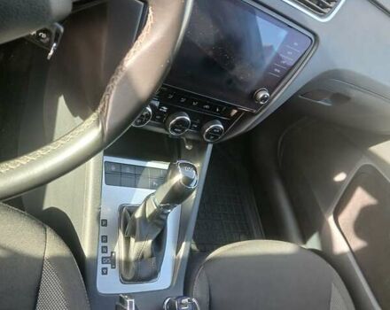Белый Шкода Октавия, объемом двигателя 2 л и пробегом 189 тыс. км за 18500 $, фото 9 на Automoto.ua