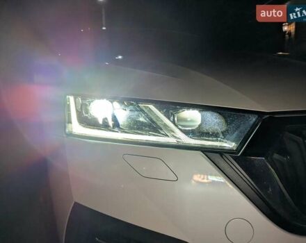 Білий Шкода Октавія, об'ємом двигуна 1.97 л та пробігом 197 тис. км за 23350 $, фото 81 на Automoto.ua
