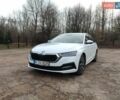Белый Шкода Октавия, объемом двигателя 2 л и пробегом 310 тыс. км за 17800 $, фото 89 на Automoto.ua