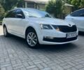 Білий Шкода Октавія, об'ємом двигуна 1.6 л та пробігом 270 тис. км за 12850 $, фото 1 на Automoto.ua