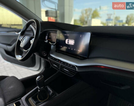 Білий Шкода Октавія, об'ємом двигуна 1.97 л та пробігом 61 тис. км за 18999 $, фото 37 на Automoto.ua
