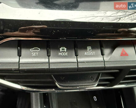 Белый Шкода Октавия, объемом двигателя 2 л и пробегом 180 тыс. км за 22400 $, фото 70 на Automoto.ua