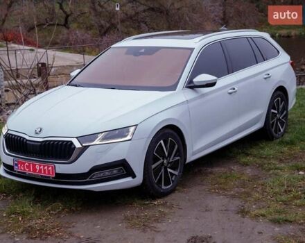 Білий Шкода Октавія, об'ємом двигуна 2 л та пробігом 199 тис. км за 19950 $, фото 6 на Automoto.ua