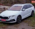 Білий Шкода Октавія, об'ємом двигуна 2 л та пробігом 199 тис. км за 19950 $, фото 6 на Automoto.ua