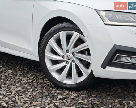 Белый Шкода Октавия, объемом двигателя 2 л и пробегом 179 тыс. км за 23999 $, фото 9 на Automoto.ua