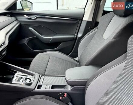 Білий Шкода Октавія, об'ємом двигуна 2 л та пробігом 308 тис. км за 17700 $, фото 38 на Automoto.ua