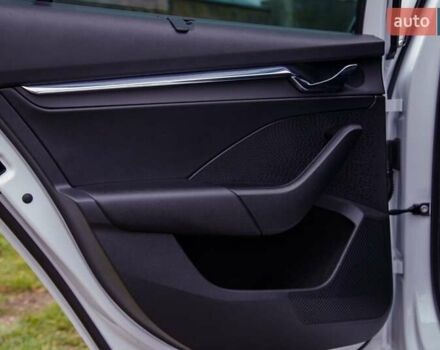 Білий Шкода Октавія, об'ємом двигуна 2 л та пробігом 199 тис. км за 19950 $, фото 79 на Automoto.ua