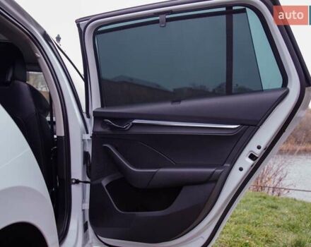 Білий Шкода Октавія, об'ємом двигуна 2 л та пробігом 199 тис. км за 19950 $, фото 76 на Automoto.ua