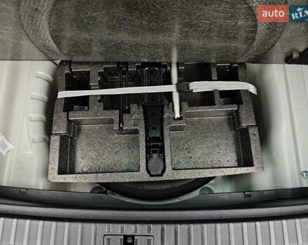 Белый Шкода Октавия, объемом двигателя 2 л и пробегом 179 тыс. км за 23999 $, фото 66 на Automoto.ua