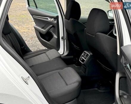 Білий Шкода Октавія, об'ємом двигуна 2 л та пробігом 308 тис. км за 17700 $, фото 23 на Automoto.ua