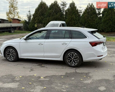 Белый Шкода Октавия, объемом двигателя 2 л и пробегом 180 тыс. км за 22700 $, фото 5 на Automoto.ua