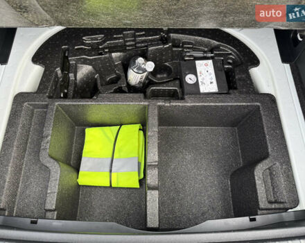 Белый Шкода Октавия, объемом двигателя 2 л и пробегом 180 тыс. км за 22400 $, фото 55 на Automoto.ua