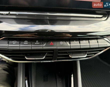 Белый Шкода Октавия, объемом двигателя 2 л и пробегом 180 тыс. км за 22700 $, фото 34 на Automoto.ua