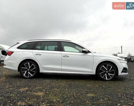 Білий Шкода Октавія, об'ємом двигуна 2 л та пробігом 308 тис. км за 17700 $, фото 5 на Automoto.ua