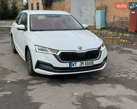Белый Шкода Октавия, объемом двигателя 2 л и пробегом 180 тыс. км за 22700 $, фото 9 на Automoto.ua