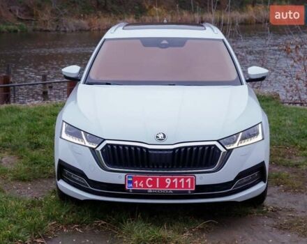 Білий Шкода Октавія, об'ємом двигуна 2 л та пробігом 199 тис. км за 19950 $, фото 5 на Automoto.ua